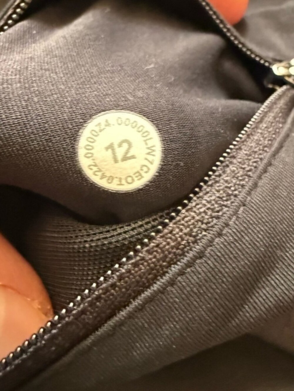 Lululemon Speed Up Mid-Rise Lined Short 4" *Graphic Size 12 - Picture 6 of 6